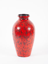 Load image into Gallery viewer, Large Brutalist Vase